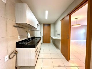Apartamento com 3 quartos no coração da Ponta verde!!!