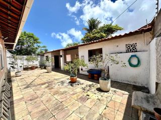 CASA COM 3 QUARTOS NA JACARERICA COM 280M²