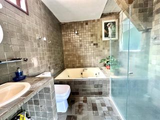 CASA COM 3 QUARTOS NA JACARERICA COM 280M²