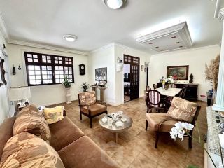 CASA COM 3 QUARTOS NA JACARERICA COM 280M²