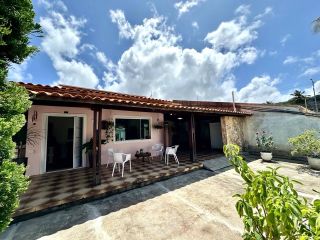 CASA COM 3 QUARTOS NA JACARERICA COM 280M²