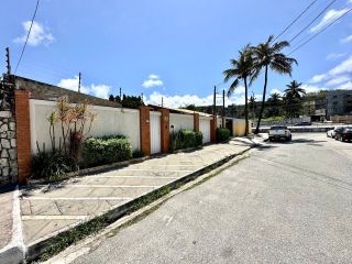 CASA COM 3 QUARTOS NA JACARERICA COM 280M²