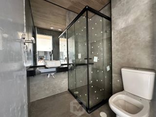 STUDIO COM SACADA E VISTA PARA O MAR DE PAJUÇARA