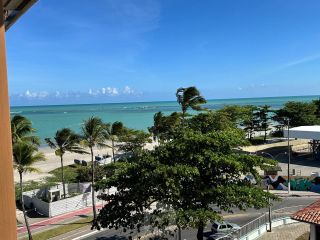 STUDIO COM SACADA E VISTA PARA O MAR DE PAJUÇARA
