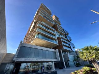 STUDIO COM SACADA E VISTA PARA O MAR DE PAJUÇARA