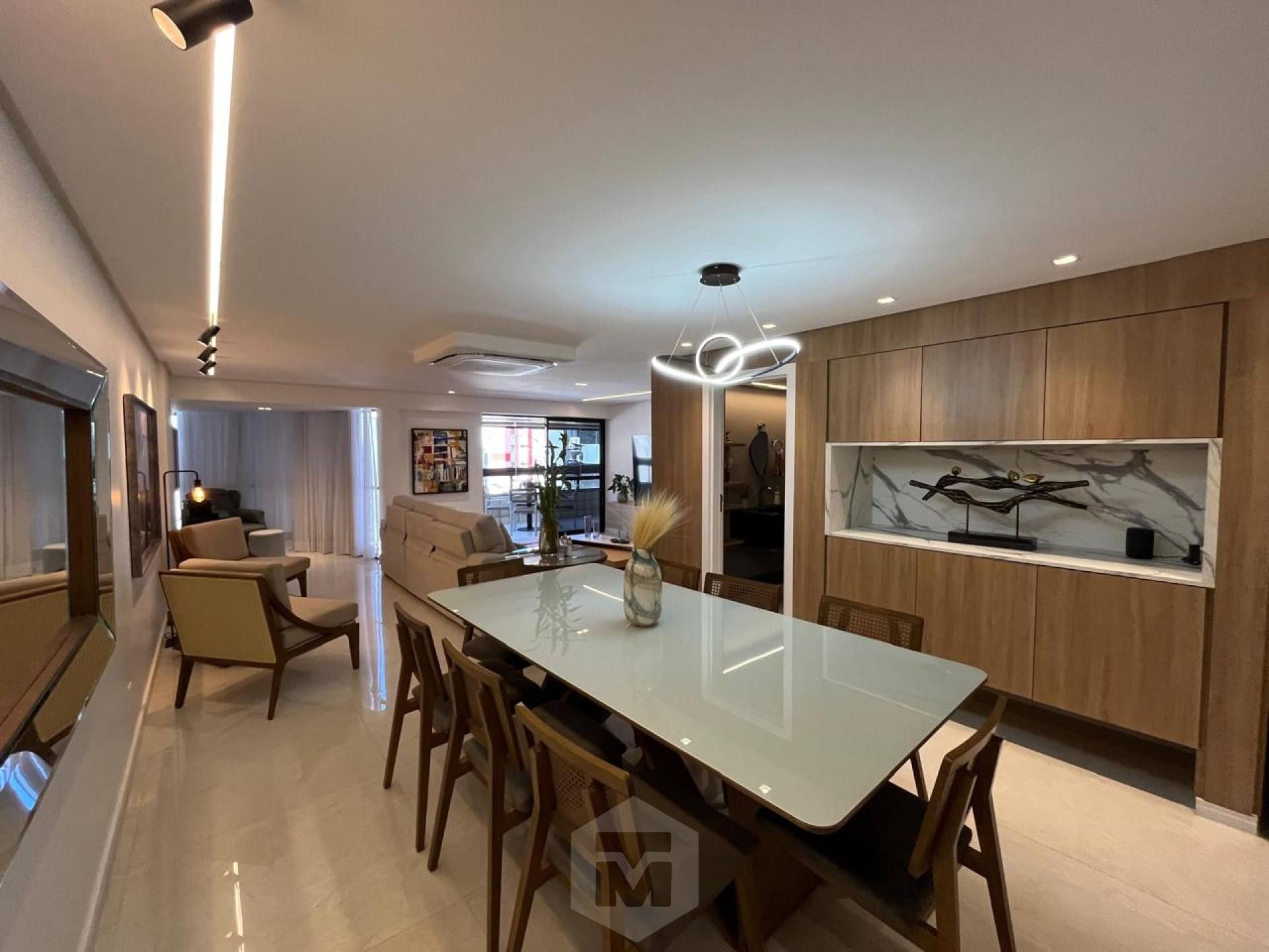 3 quartos na Ponta Verde