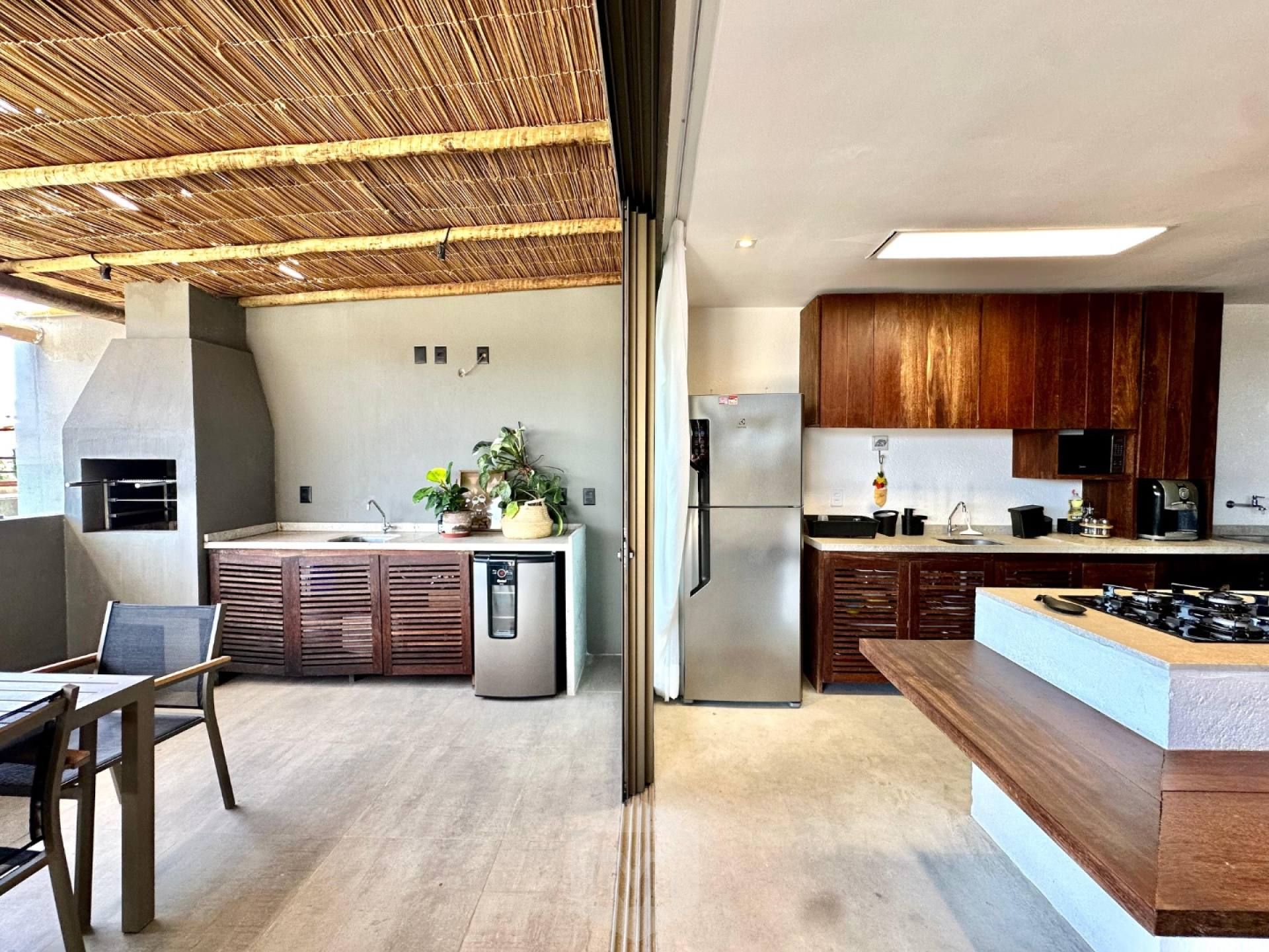 Cobertura Garden exclusiva na Praia do Marceneiro – mobiliada, equipada e a 100m do mar