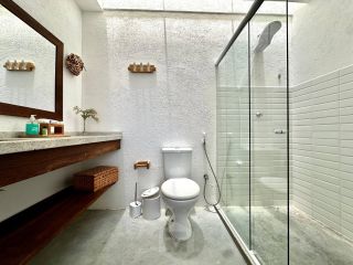 Cobertura Garden exclusiva na Praia do Marceneiro – mobiliada, equipada e a 100m do mar