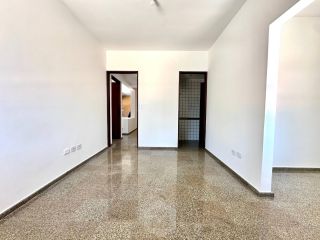 Apartamento reformado 3 quartos, ventilado e com excelente planta