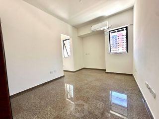 Apartamento reformado 3 quartos, ventilado e com excelente planta