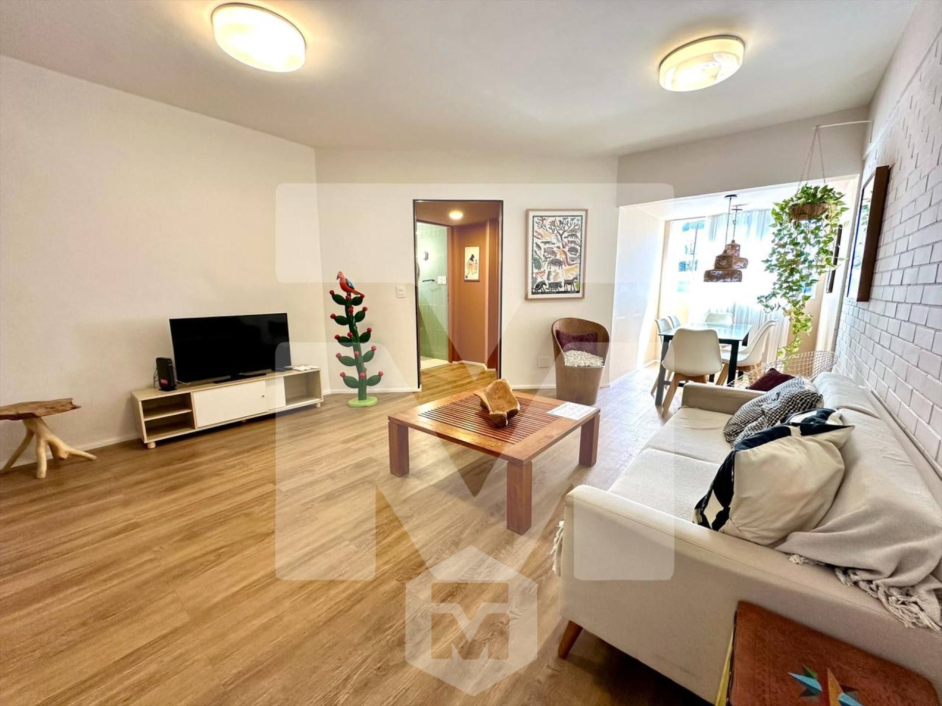 Apartamento mobiliado com 3 quartos a 350m da praia na Ponta Verde – 88m² | Nascente