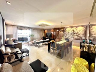 Apartamento 3 suítes na Ponta Verde!