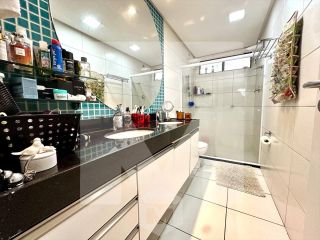 Apartamento 3 suítes na Ponta Verde!