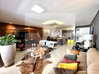 Apartamento 3 suítes na Ponta Verde!