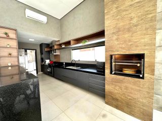 Casa 100% térrea de Alto Padrão à Venda – Condomínio Green Park | Guaxuma