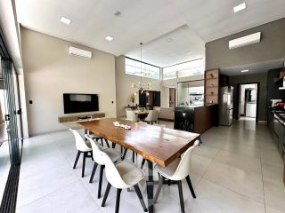 Casa 100% térrea de Alto Padrão à Venda – Condomínio Green Park | Guaxuma