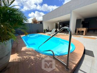 Casa em Condomínio Fechado | 4 Quartos | Piscina | Energia Solar | Área Gourmet
