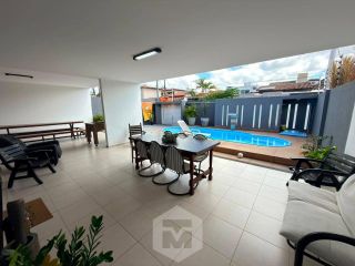 Casa em Condomínio Fechado | 4 Quartos | Piscina | Energia Solar | Área Gourmet