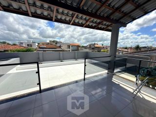 Casa em Condomínio Fechado | 4 Quartos | Piscina | Energia Solar | Área Gourmet