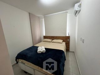 Apartamento mobiliado, nascente, com 2 quartos e 2 vagas