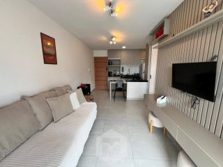 Apartamento mobiliado, nascente, com 2 quartos e 2 vagas