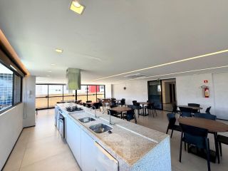 Apartamento mobiliado, nascente, com 2 quartos e 2 vagas