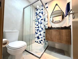 Apartamento mobiliado, nascente, com 2 quartos e 2 vagas