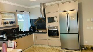 VENDE-SE: Casa Jd. Universitário
