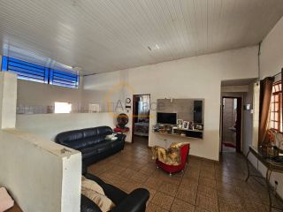 VENDE-SE:  \