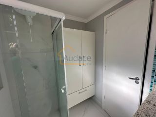 VENDE-SE: Apartamento com área privativa e com churrasqueira