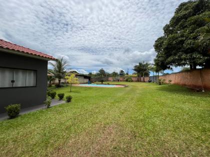 Chácara à Venda com piscina