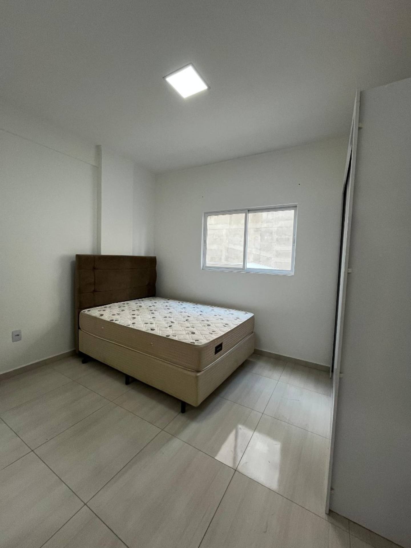 Apartamento Para Vender com 2 suítes no Morretes, Itapema