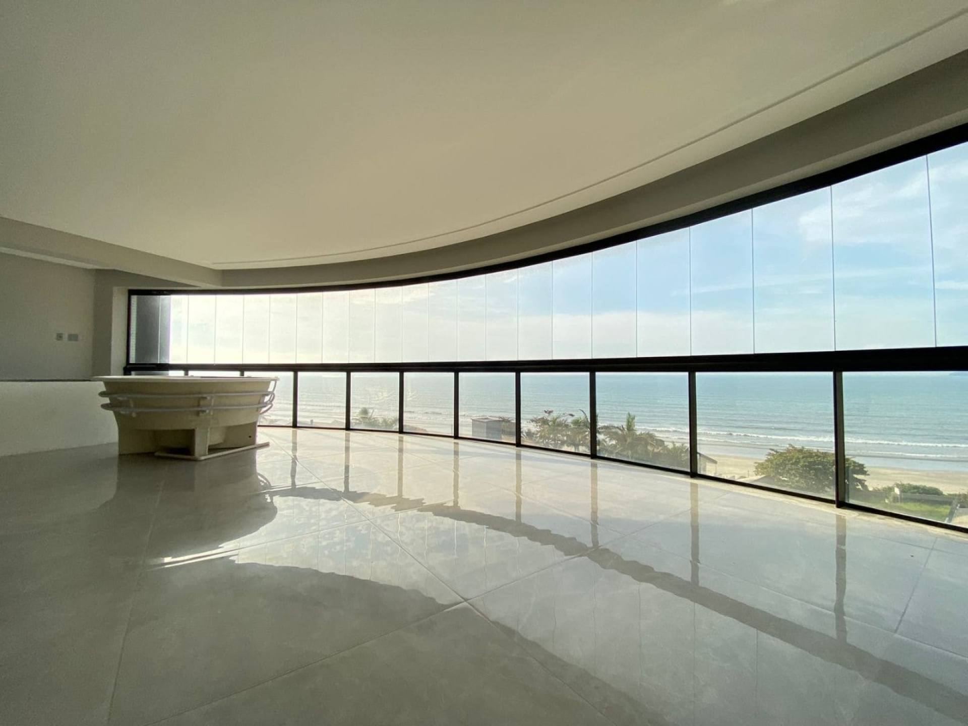 Apartamento Novo Frente Mar Para Vender no bairro Perequê - Porto Belo