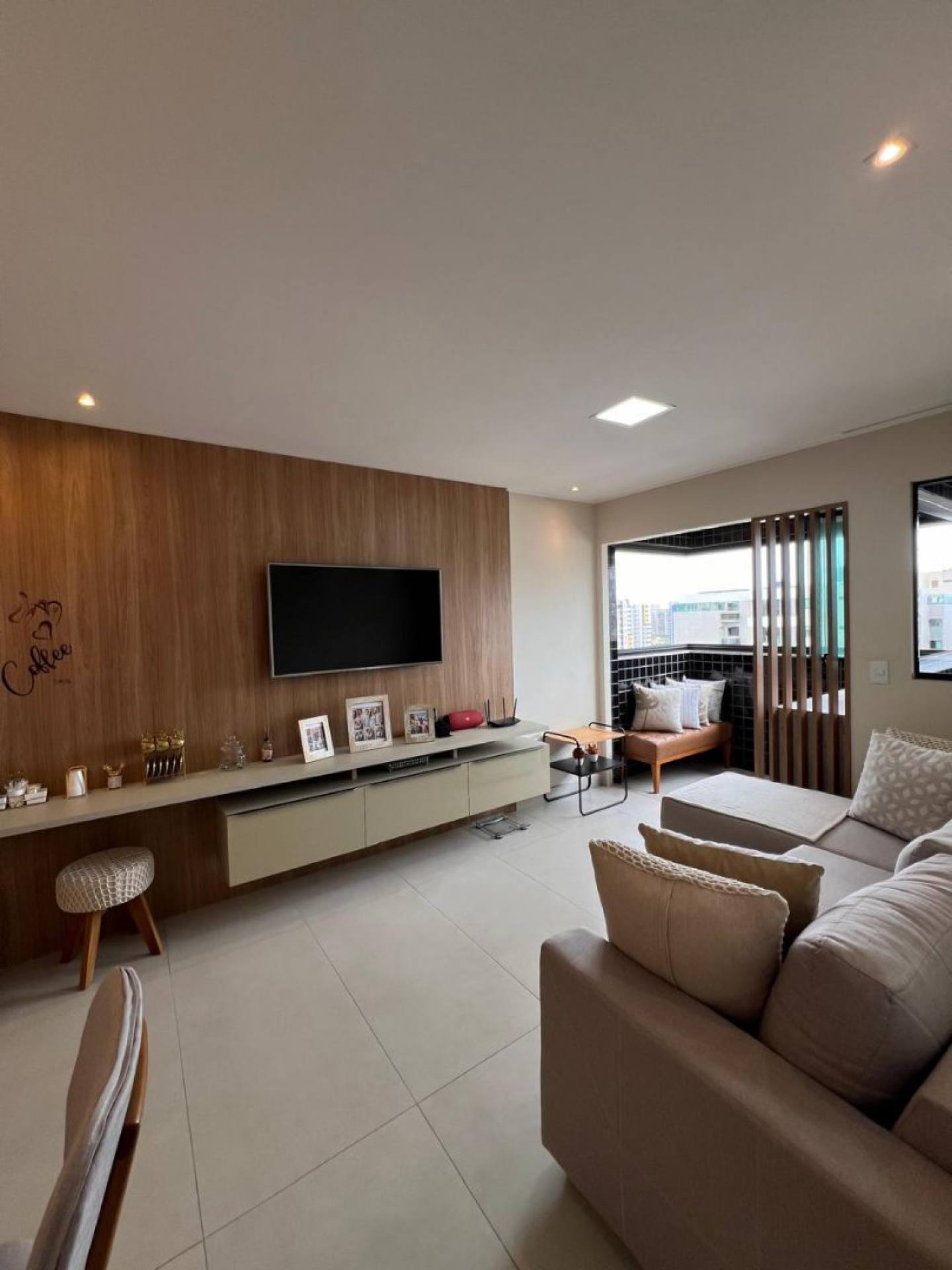 Apartamento Para Vender com 3 quartos 1 suítes no bairro Jatiúca em Maceió