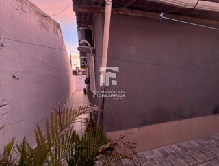 Casa de Condomínio Para Vender com 3 quartos no bairro - benedito bentes - recanto