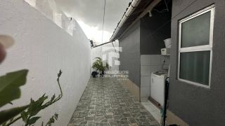 Casa de Condomínio Para Vender com 3 quartos no bairro - benedito bentes - recanto