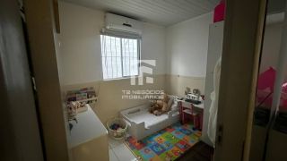 Casa de Condomínio Para Vender com 3 quartos no bairro - benedito bentes - recanto