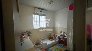 Casa de Condomínio Para Vender com 3 quartos no bairro - benedito bentes - recanto