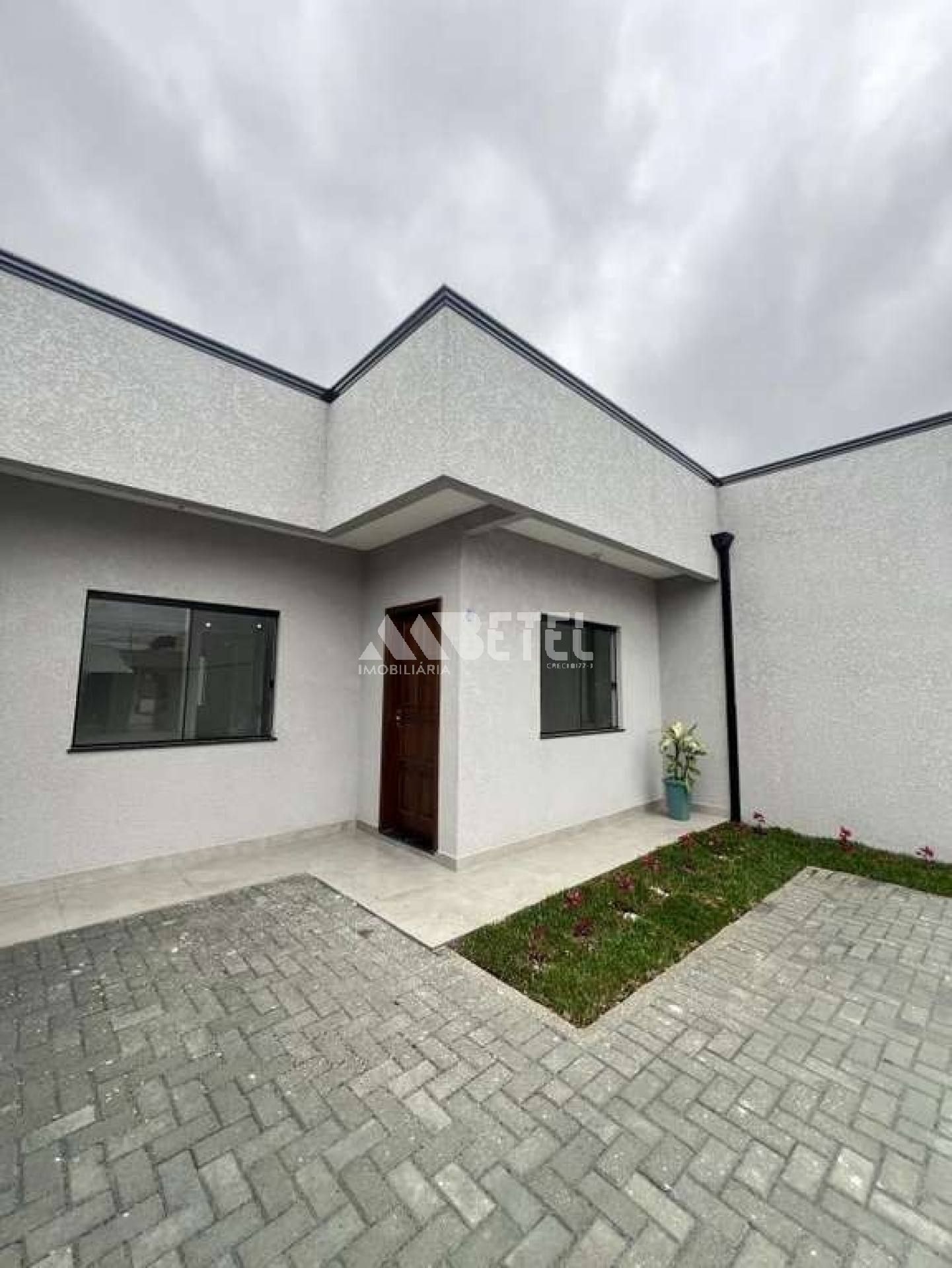 Casa a venda em Araucária