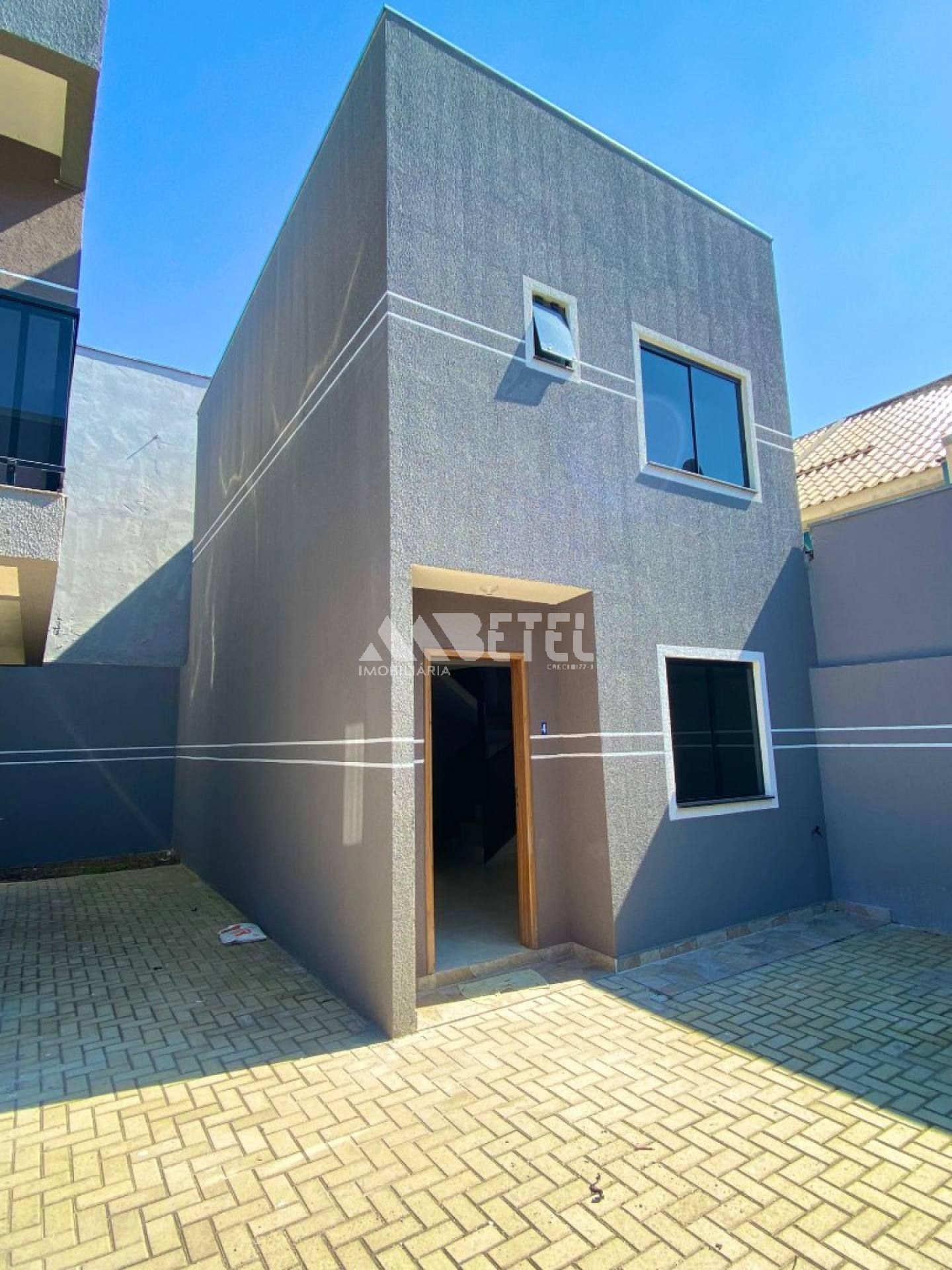 Sobrado em condomínio no Vitória Régia -VENDIDO