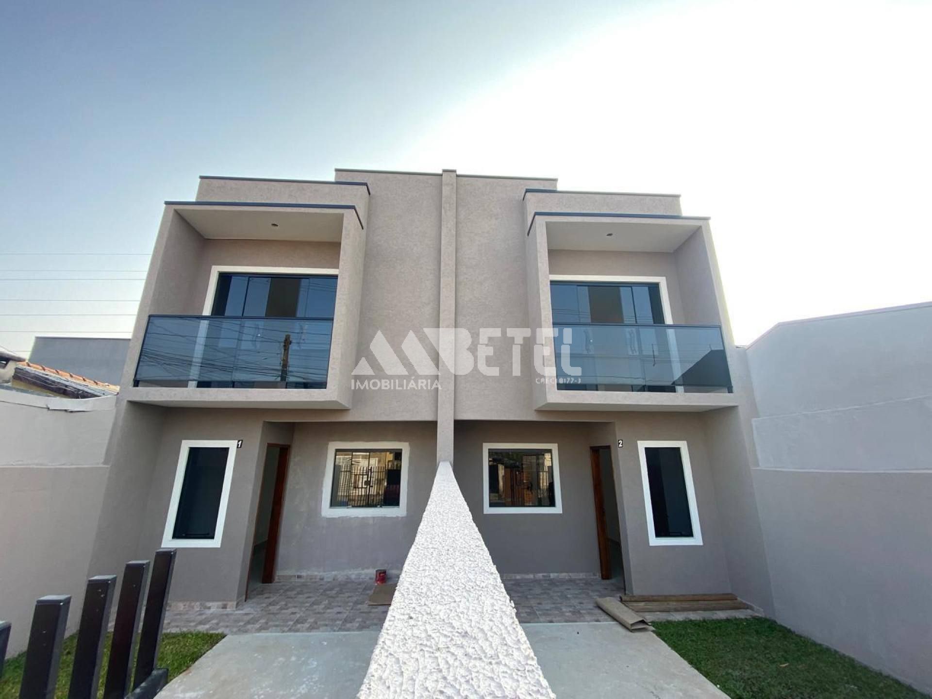 Sobrado a venda no Tatuquara - MODELO