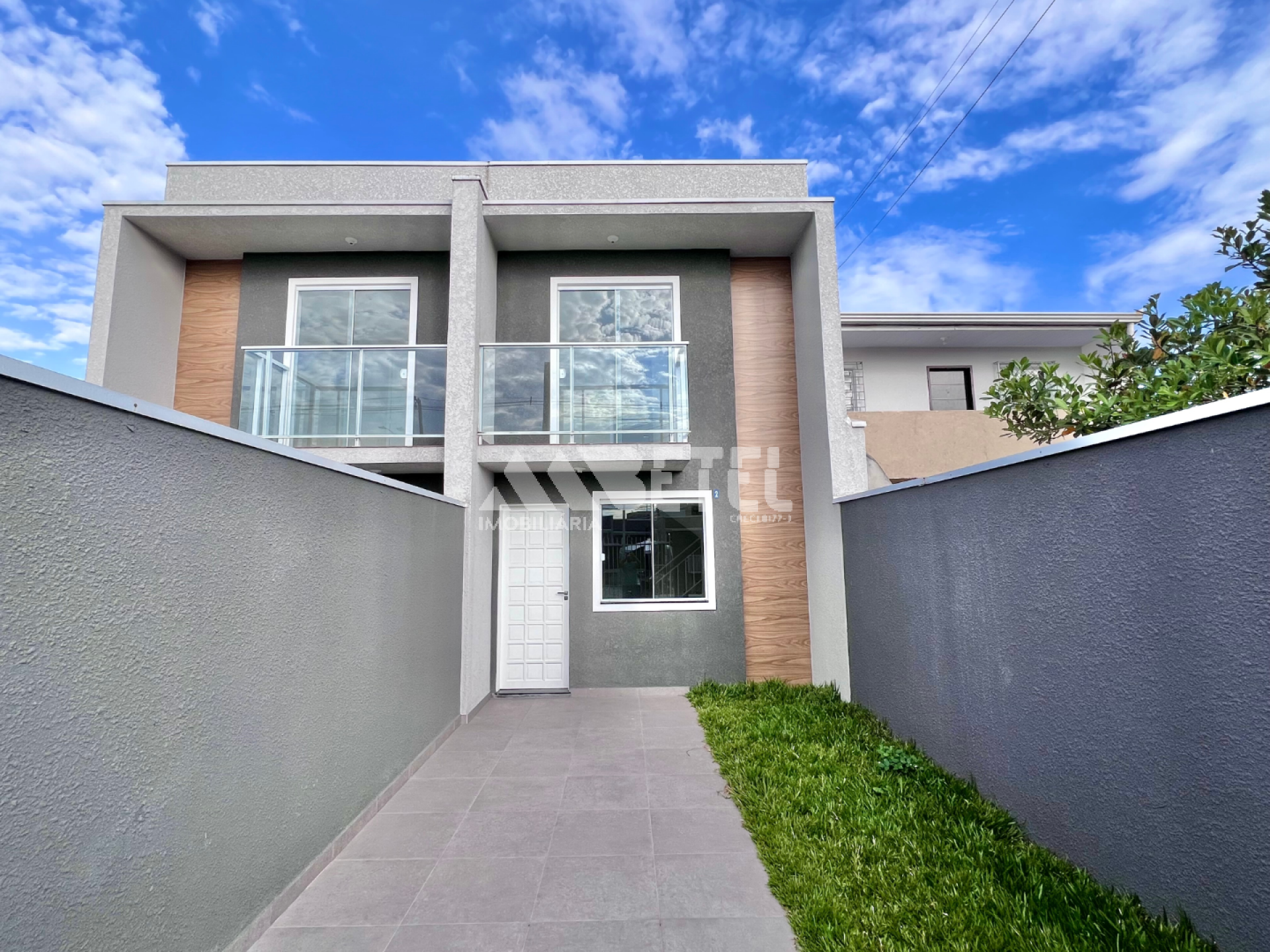 Sobrado com 2 Quartos, edícula no Tatuquara – Excelente localização!