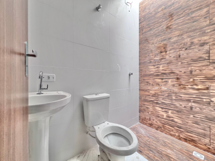 Sobrado com 3 Quartos e Churrasqueira no Vitória Régia – Em construção!