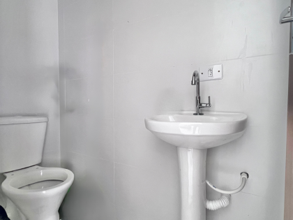 Sobrado com 3 Quartos e Churrasqueira no Vitória Régia – Em construção!