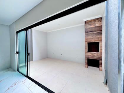 Sobrado com 3 Quartos e Churrasqueira no Vitória Régia – Em construção!
