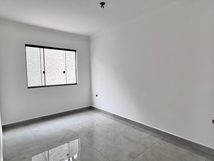 Casa Nova com 2 Quartos e Amplo Terreno no Capela Velha – Araucária