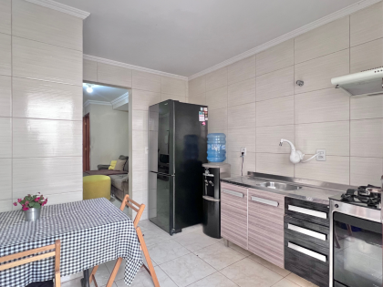 Sobrado no Vitória Régia 3 quartos, sacada e churrasqueira