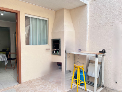 Sobrado no Vitória Régia 3 quartos, sacada e churrasqueira