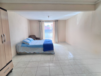 Sobrado no Vitória Régia 3 quartos, sacada e churrasqueira