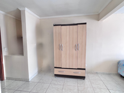 Sobrado no Vitória Régia 3 quartos, sacada e churrasqueira